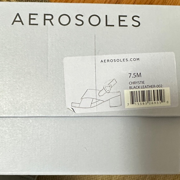 New in box. Aerosoles. Chrystie black leather sandal. 7.5 - Picture 2 of 6